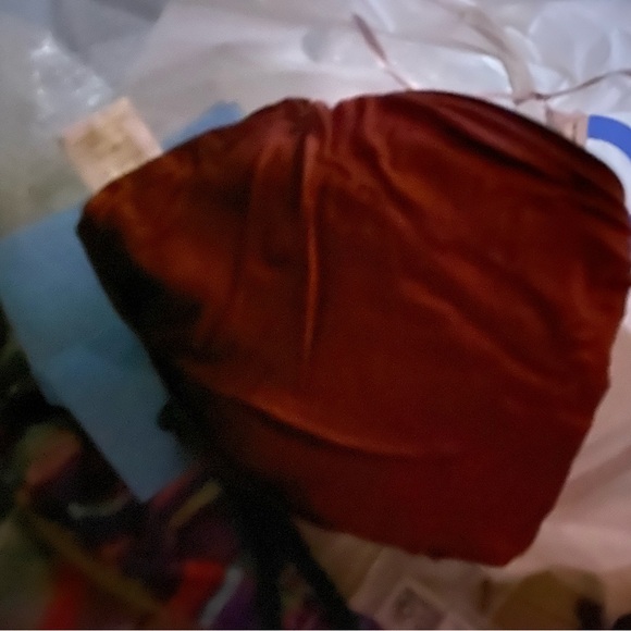 🎄Holiday crossbody bag. Deep red and green, perfect for this time of the year. - Picture 16 of 16